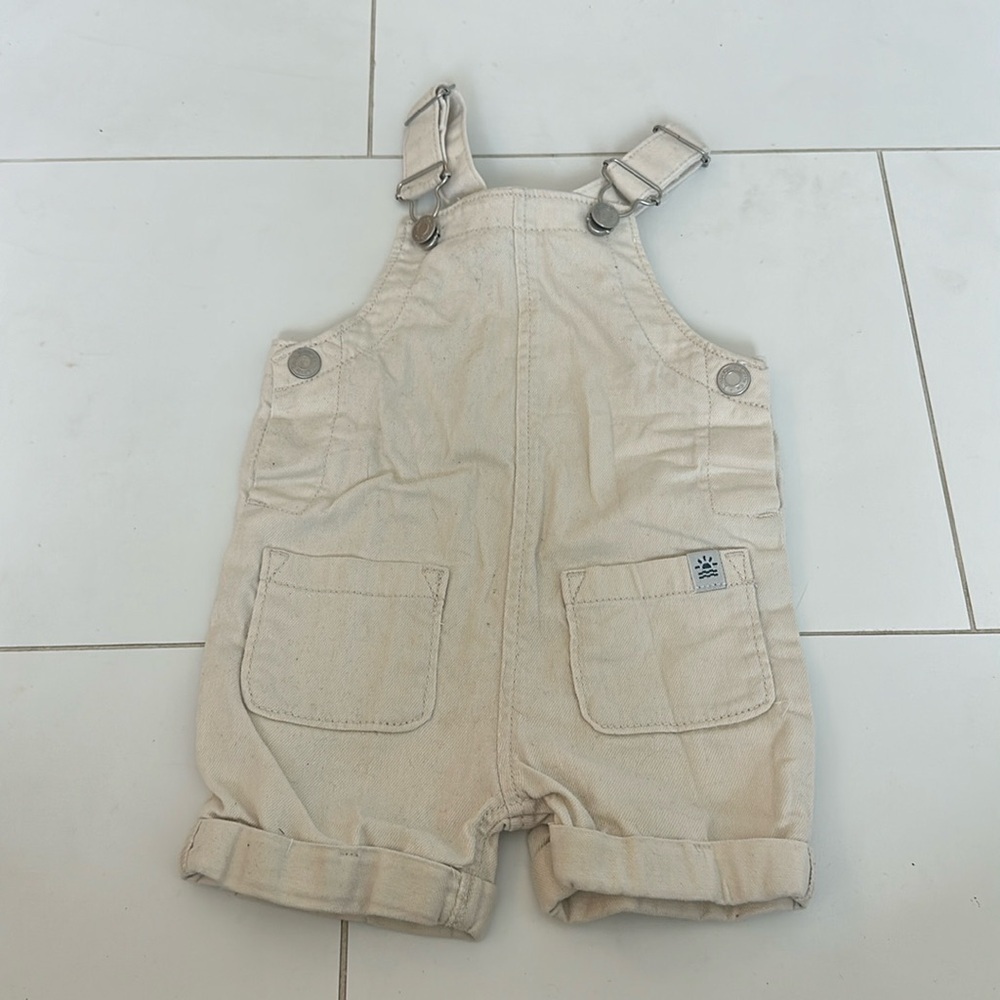 Little Co. cream overall shorts 18m